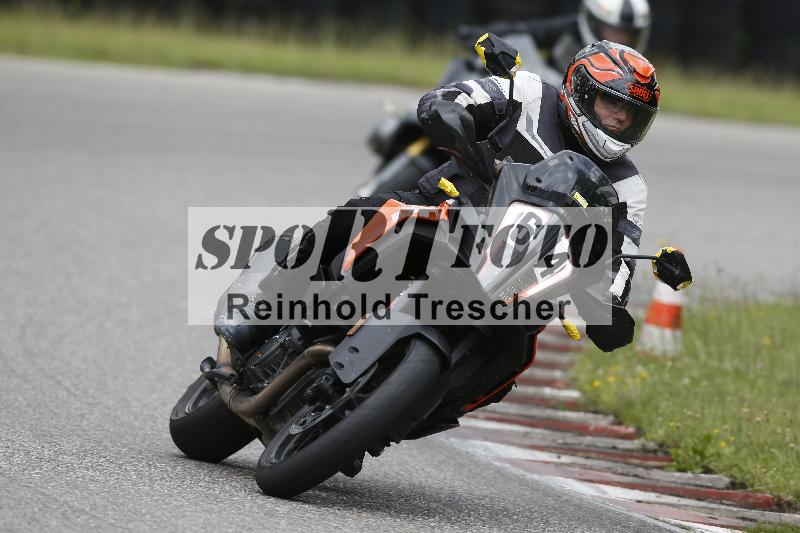 Archiv-2025/22 06.06.2025 DISCOVER the BIKE ADR/Bike 2 gelb/64